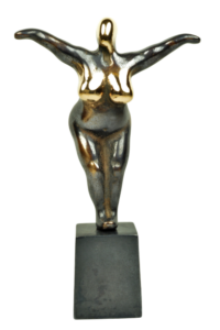 Glade bronzepiger ca 16.cm Pris1400,00 Pige nr 4